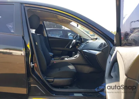 2013 Mazda Mazda3 I Touring z USA, uszkodzony, nr VIN JM1BL1V78D1805756